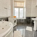 Apartment Historic At Old Town Tallinn