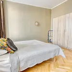 Historic At Old Town Apartment