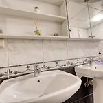 Historic At Old Town Apartment