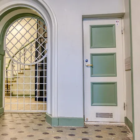 Apartment Historic At Old Town