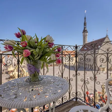 Historic At Old Town Apartment *