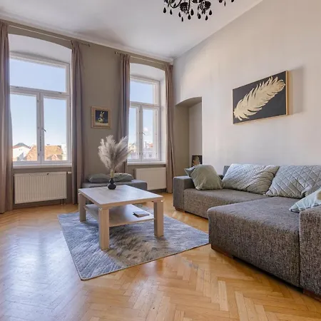 Apartment Historic At Old Town *